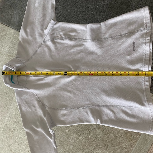 WOMENS PATAGONIA PULLOVER - Picture 6 of 9